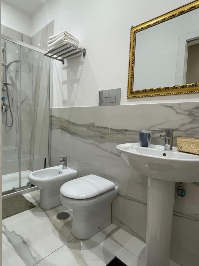 Nsh Apparthotel, Napoli Centro Eksteriør billede